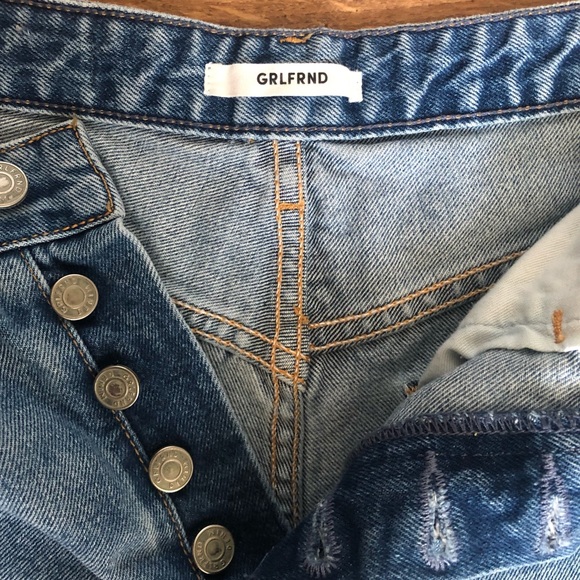 GRLFRND Cindy High-Rise Cut Off Short - Picture 13 of 16